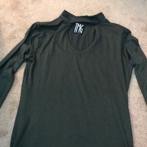 Worn once hunter green long sleeve shirt